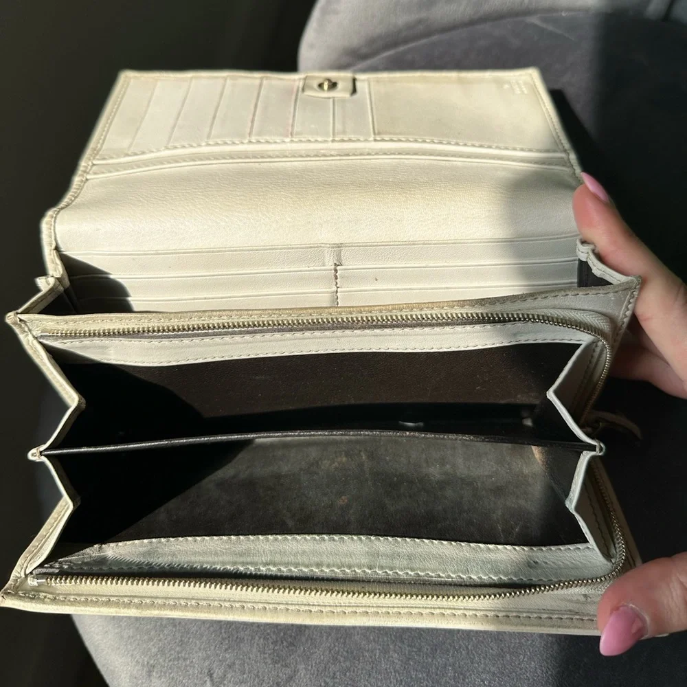 Gucci GG Canvas Continental/Long Wallet — White Leather Silver Hardware Vintage - Picture 5 of 11